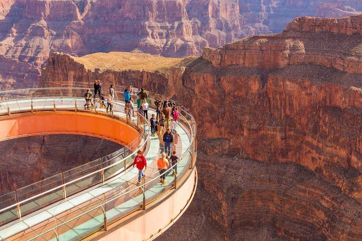 Top 15 Tourist Destinations in the USA to Visit in 2025 3 Grand Canyon Arizona Natures Masterpiece in the Heart of the Southwest