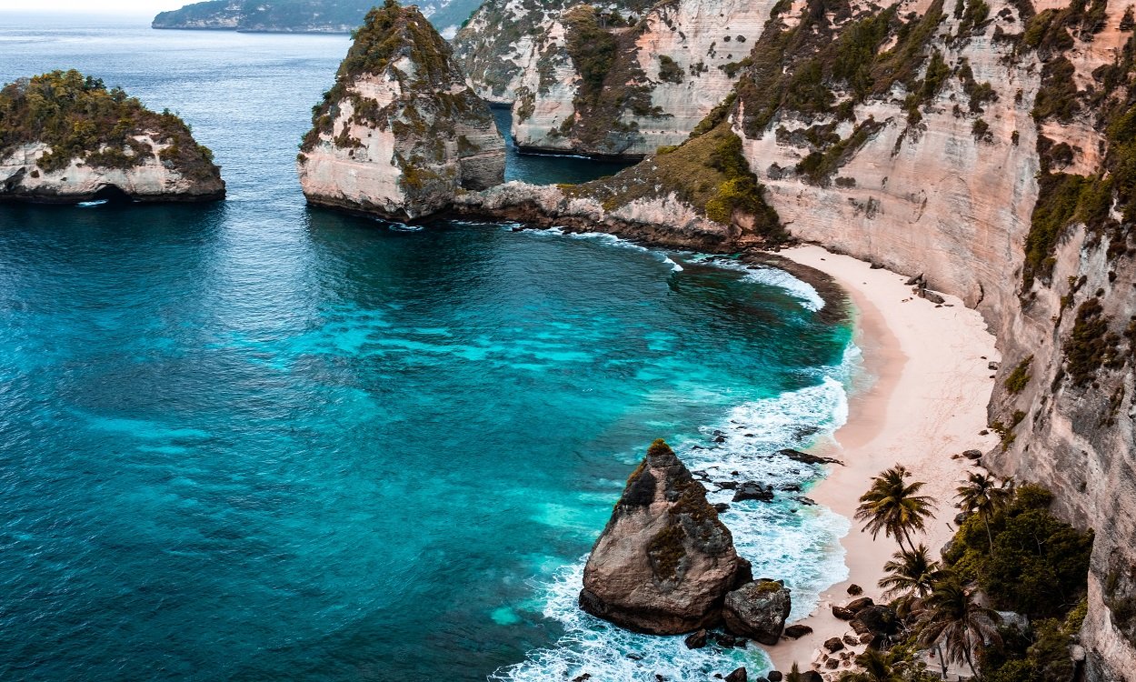 Diamond Beach Nusa Penida panoramic view from cliff